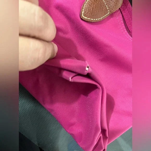 Longchamp Le Pliage M Pink Tote Bag - Picture 12 of 12